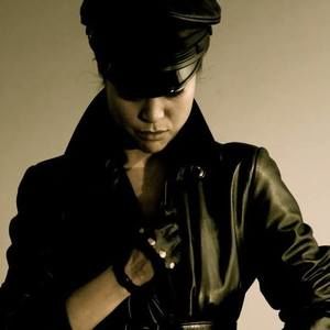 Meet your Posher, Yin